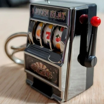 2023 Mini Sadje Keychain z Majhnimi Bell Smešno igre na Srečo Pralni Obesek Lucky Charm Jackpot Keyrings Vrečko Čar Stranka Darila